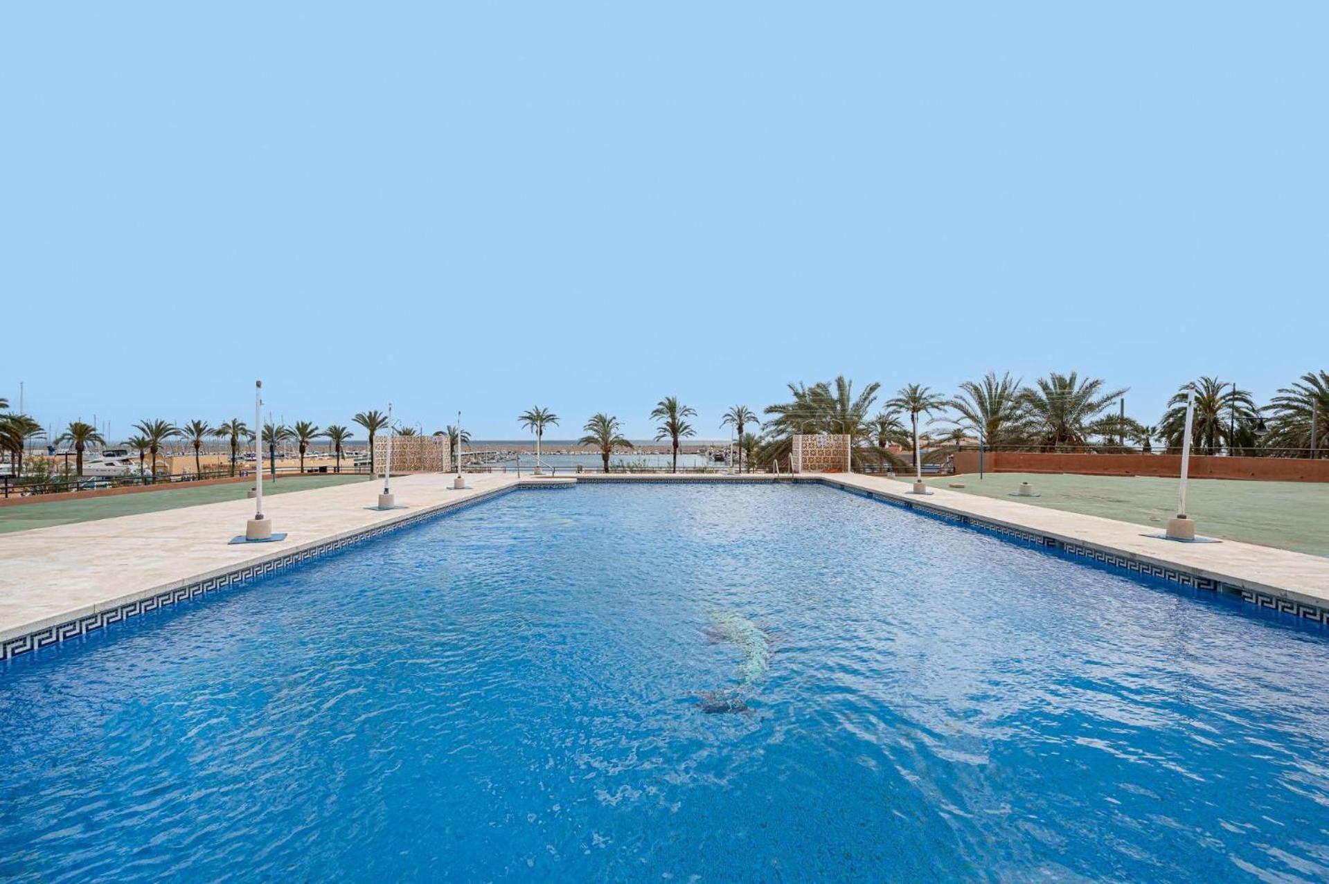 Beachfront Apartment With Terrace And Seaviews Fuengirola Luaran gambar